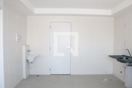 Sala/Cozinha de apartamento para alugar com 1 quarto, 33m² em Vila Ema, São Paulo