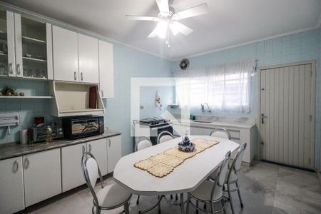 Casa para alugar com 128m², 3 quartos e 1 vagaCozinha