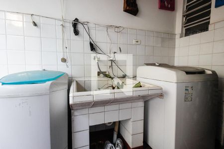 Casa para alugar com 128m², 3 quartos e 1 vagaÁrea de serviço