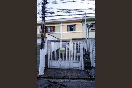 Casa para alugar com 128m², 3 quartos e 1 vagaFachada