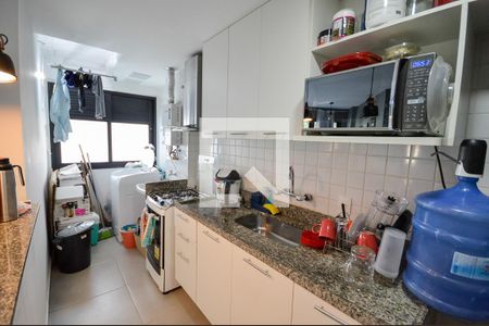 Apartamento para alugar com 55m², 2 quartos e 1 vaga Apartamento para alugar com 55m², 2 quartos e 1 vagaCozinha e Área de Serviço