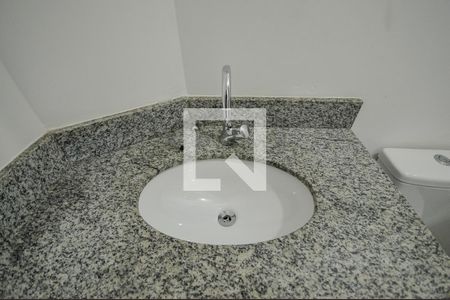 Banheiro Social de apartamento para alugar com 2 quartos, 55m² em Vila Isabel, Rio de Janeiro