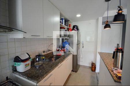 Apartamento para alugar com 55m², 2 quartos e 1 vaga Apartamento para alugar com 55m², 2 quartos e 1 vagaCozinha e Área de Serviço