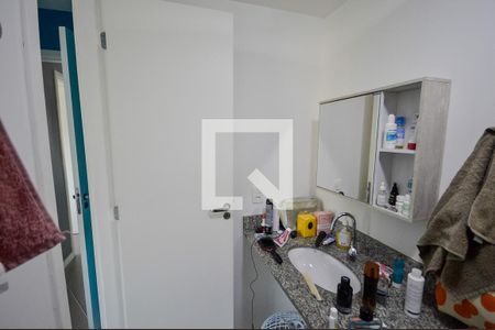 Apartamento para alugar com 55m², 2 quartos e 1 vaga Apartamento para alugar com 55m², 2 quartos e 1 vagaBanheiro da Suíte