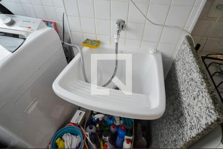 Apartamento para alugar com 55m², 2 quartos e 1 vaga Apartamento para alugar com 55m², 2 quartos e 1 vagaCozinha e Área de Serviço