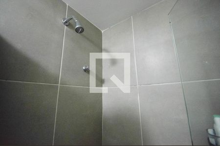 Apartamento para alugar com 55m², 2 quartos e 1 vaga Apartamento para alugar com 55m², 2 quartos e 1 vagaBanheiro da Suíte
