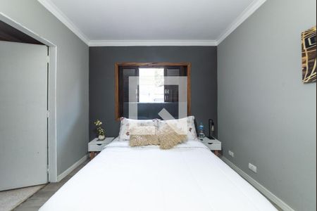 Casa à venda com 307m², 4 quartos e 2 vagasSuíte