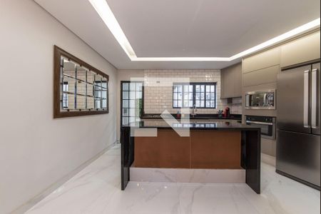 Casa à venda com 307m², 4 quartos e 2 vagasCozinha
