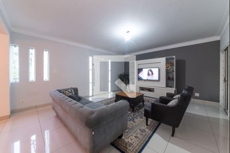 Sala de casa à venda com 4 quartos, 307m² em Cursino, São Paulo