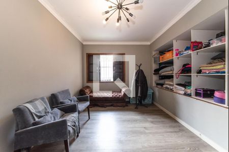 Casa à venda com 307m², 4 quartos e 2 vagasQuarto 1