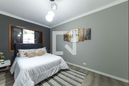 Casa à venda com 307m², 4 quartos e 2 vagasSuíte