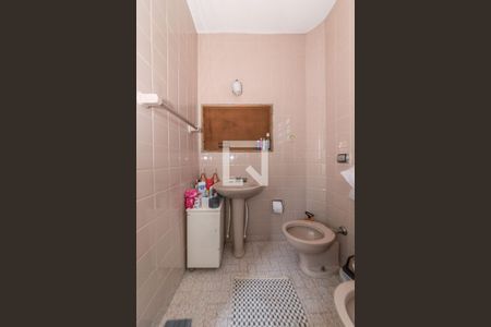 Casa à venda com 307m², 4 quartos e 2 vagasBanheiro da Suíte 