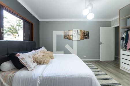 Casa à venda com 307m², 4 quartos e 2 vagasSuíte