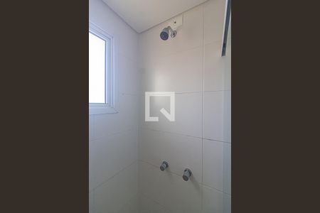 Banheiro de apartamento à venda com 2 quartos, 57m² em Boa Vista, Curitiba