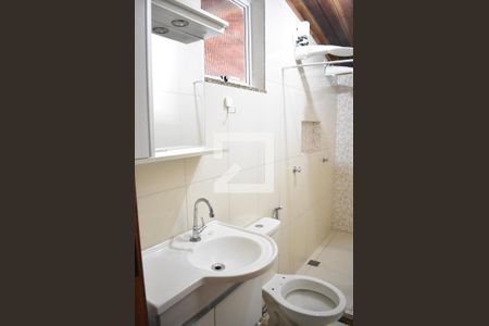 Casa para alugar com 90m², 2 quartos e 2 vagasBanheiro da Suíte