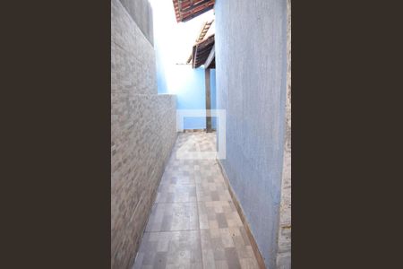 Casa para alugar com 90m², 2 quartos e 2 vagasCorredor