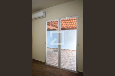 Detalhe da Sala de casa para alugar com 2 quartos, 90m² em Campo Grande, Rio de Janeiro