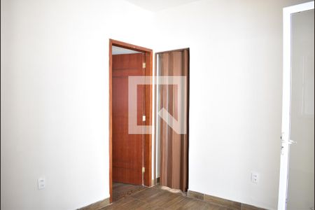 Sala de casa para alugar com 2 quartos, 90m² em Campo Grande, Rio de Janeiro