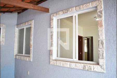 Casa para alugar com 90m², 2 quartos e 2 vagasDetalhe