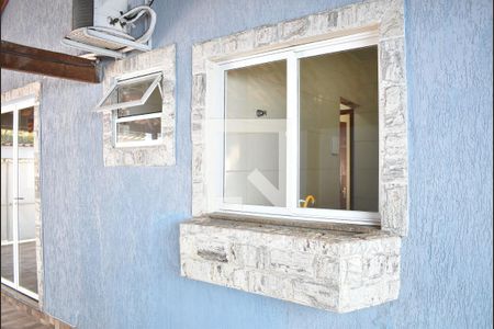 Casa para alugar com 90m², 2 quartos e 2 vagasDetalhe