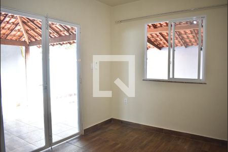 Sala de casa para alugar com 2 quartos, 90m² em Campo Grande, Rio de Janeiro