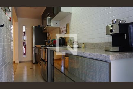 Casa à venda com 110m², 3 quartos e 2 vagasCozinha