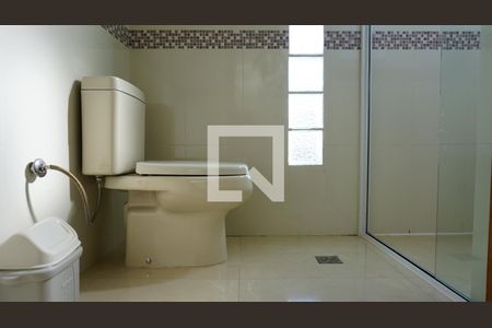 Casa à venda com 110m², 3 quartos e 2 vagasBanheiro