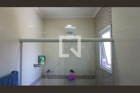 Casa à venda com 110m², 3 quartos e 2 vagasBanheiro