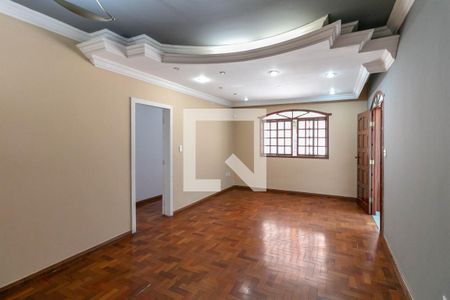 Sala de casa à venda com 4 quartos, 230m² em Alto dos Pinheiros, Belo Horizonte
