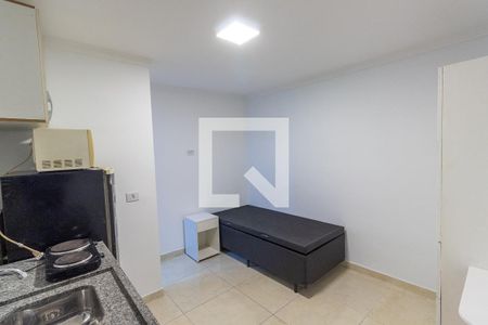 Quarto de kitnet/studio para alugar com 1 quarto, 12m² em Cangaiba, São Paulo