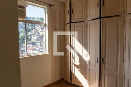 Quarto 1 de apartamento à venda com 2 quartos, 70m² em Icaraí, Niterói