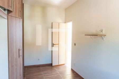Apartamento à venda com 70m², 2 quartos e 2 vagasQuarto 2