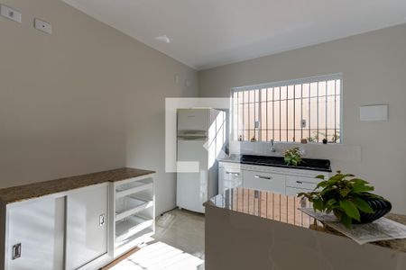 Casa à venda com 220m², 3 quartos e 3 vagas Casa à venda com 220m², 3 quartos e 3 vagasCozinha 2