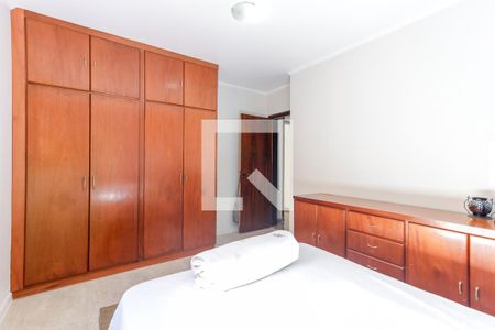 Casa à venda com 220m², 3 quartos e 3 vagas Casa à venda com 220m², 3 quartos e 3 vagasSuíte 1