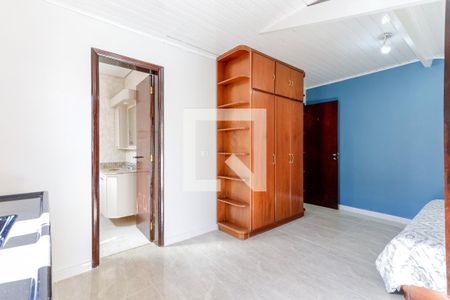 Casa à venda com 220m², 3 quartos e 3 vagas Casa à venda com 220m², 3 quartos e 3 vagasSuíte 3