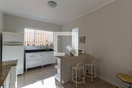 Casa à venda com 220m², 3 quartos e 3 vagas Casa à venda com 220m², 3 quartos e 3 vagasCozinha 2