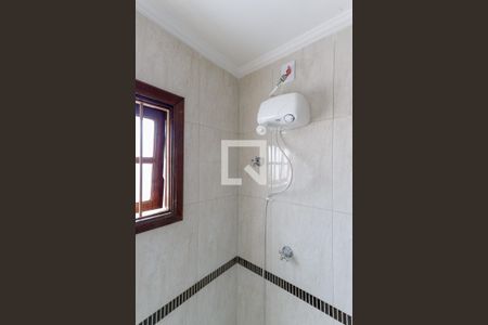 Casa à venda com 220m², 3 quartos e 3 vagas Casa à venda com 220m², 3 quartos e 3 vagasBanheiro da Suíte 2