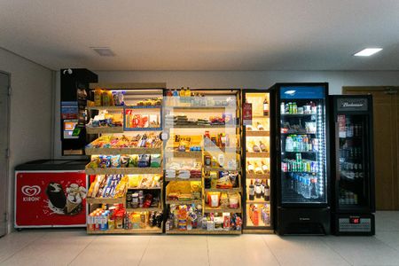 Apartamento à venda com 125m², 3 quartos e 2 vagas Apartamento à venda com 125m², 3 quartos e 2 vagasÁrea comum - Mercado