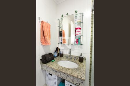 Apartamento à venda com 125m², 3 quartos e 2 vagas Apartamento à venda com 125m², 3 quartos e 2 vagasBanheiro da Suíte 1