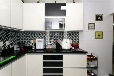 Apartamento à venda com 125m², 3 quartos e 2 vagas Apartamento à venda com 125m², 3 quartos e 2 vagasCozinha