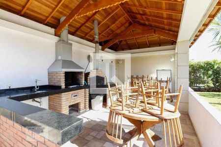 Apartamento à venda com 125m², 3 quartos e 2 vagas Apartamento à venda com 125m², 3 quartos e 2 vagasÁrea comum - Churrasqueira