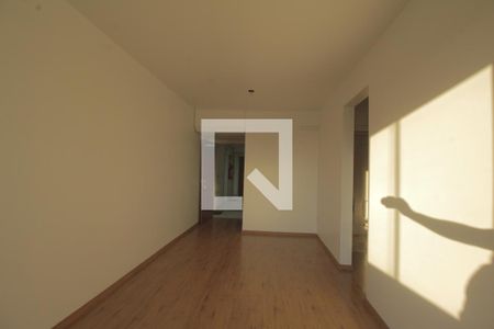 Sala de casa de condomínio à venda com 2 quartos, 62m² em Centro, Canoas