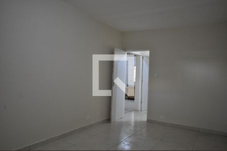 Quarto 2 de casa à venda com 2 quartos, 140m² em Vila Constança, São Paulo