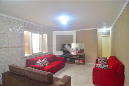 Sala de casa à venda com 4 quartos, 250m² em Mathias Velho, Canoas
