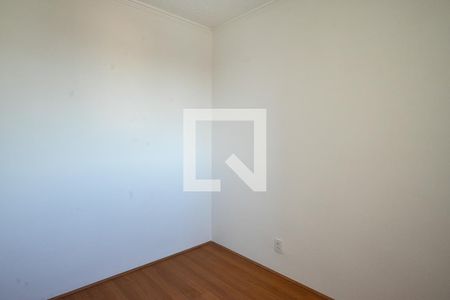 Quarto 2 de apartamento para alugar com 2 quartos, 40m² em Jardim Santa Emilia, São Paulo