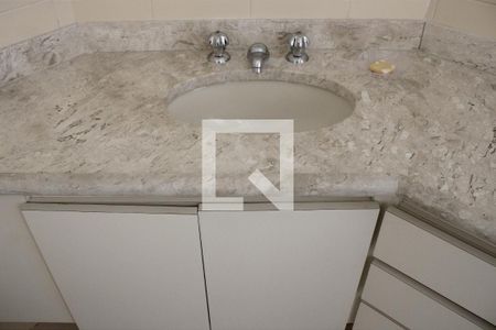 Apartamento para alugar com 170m², 3 quartos e 2 vagasBanheiro