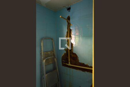 Casa à venda com 513m², 4 quartos e 2 vagas Casa à venda com 513m², 4 quartos e 2 vagasBanheiro de serviço