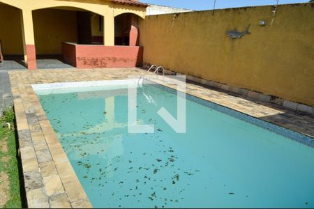 Casa à venda com 513m², 4 quartos e 2 vagas Casa à venda com 513m², 4 quartos e 2 vagasPiscina