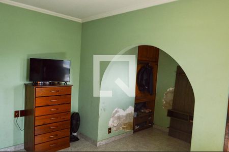 Casa à venda com 513m², 4 quartos e 2 vagas Casa à venda com 513m², 4 quartos e 2 vagasCloset do quarto 1