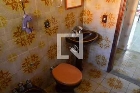 Casa à venda com 513m², 4 quartos e 2 vagas Casa à venda com 513m², 4 quartos e 2 vagasBanheiro 2